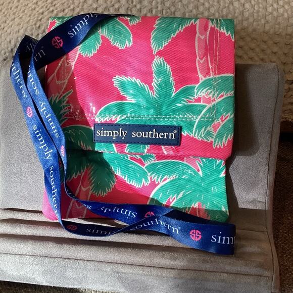 Simply Southern Palm Tree Crossbody Messenger Bag NWOT - Picture 1 of 4
